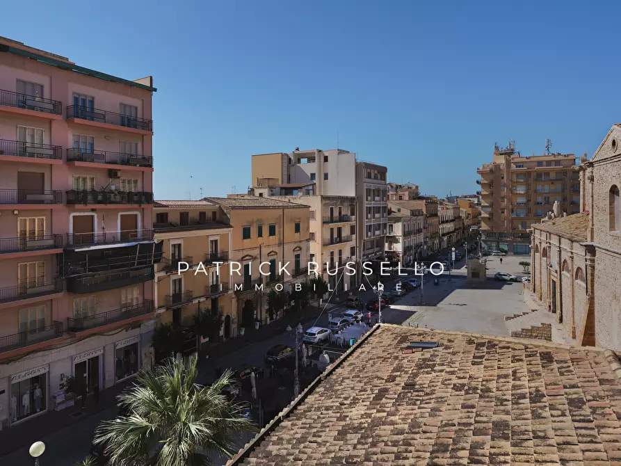 Immagine 5 di Appartamento in vendita  in Corso Vittorio Emanuele 238 a Gela