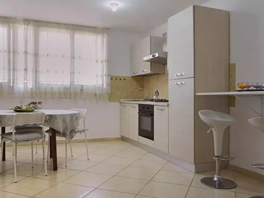 Immagine 10 di Trilocale in vendita  in Via apollo 19 a Gela