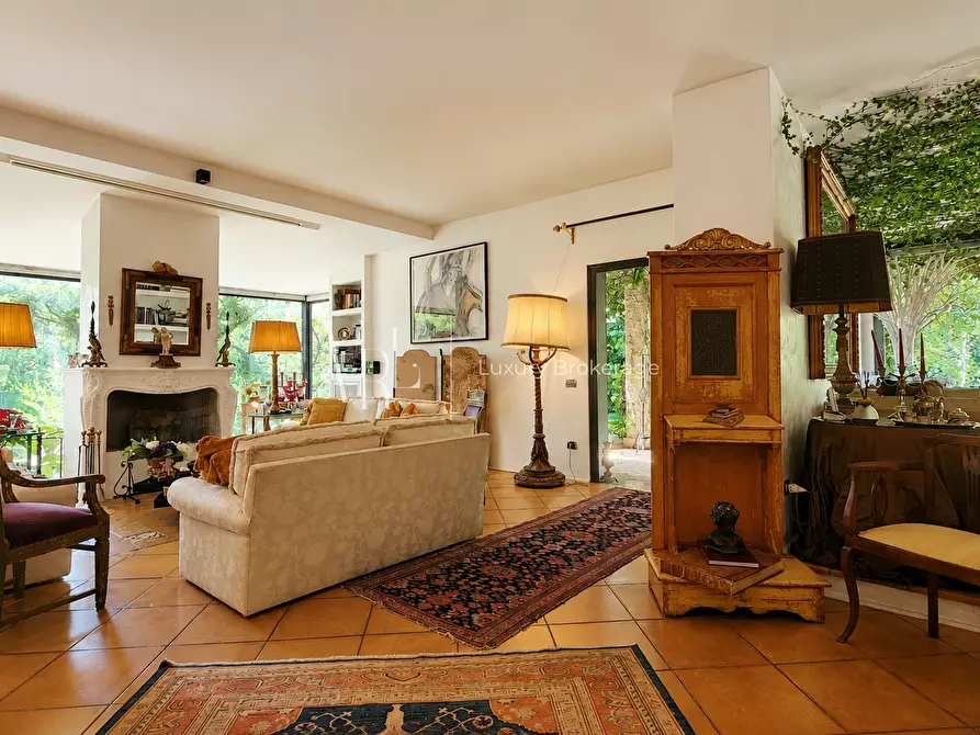 Immagine 8 di Casa bifamiliare in vendita  a Roma