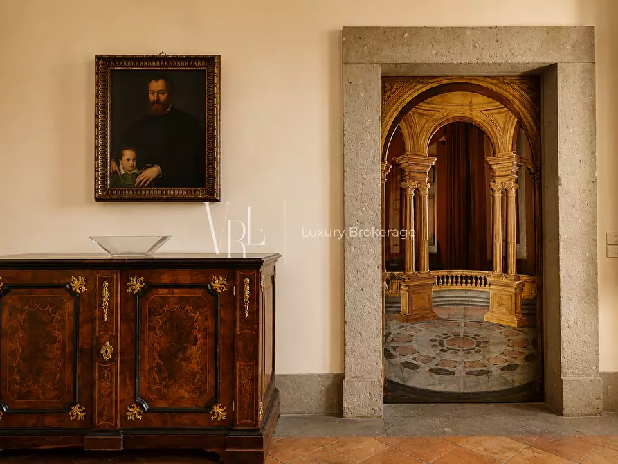 Immagine 29 di Villa in vendita  a Roma