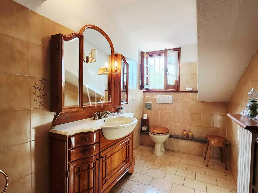 Immagine 24 di Villa in vendita  a Roma