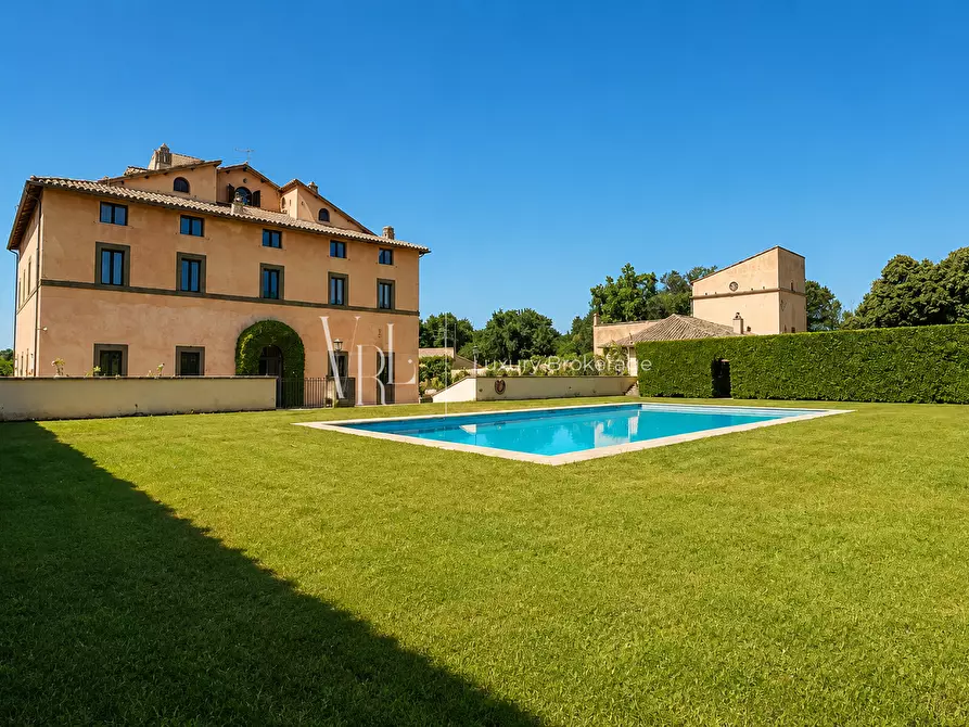 Immagine 7 di Villa in vendita  a Roma