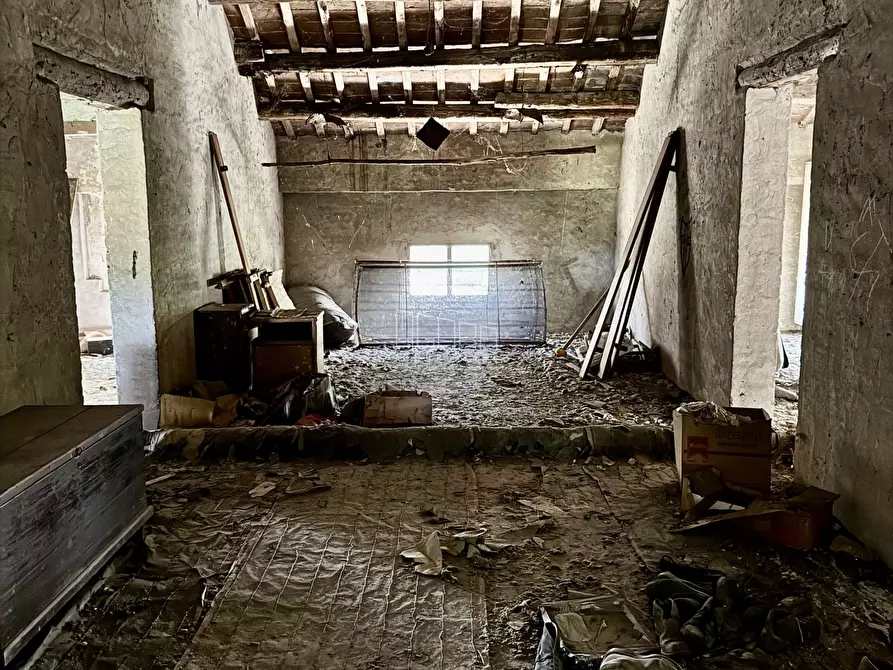 Immagine 30 di Villa in vendita  in Via Giotto 45 a Rovigo