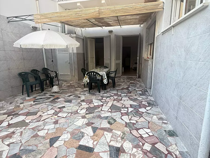 Immagine 7 di Appartamento in affitto  a Viareggio