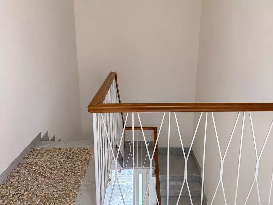 Immagine 17 di Porzione di casa in affitto  a Viareggio