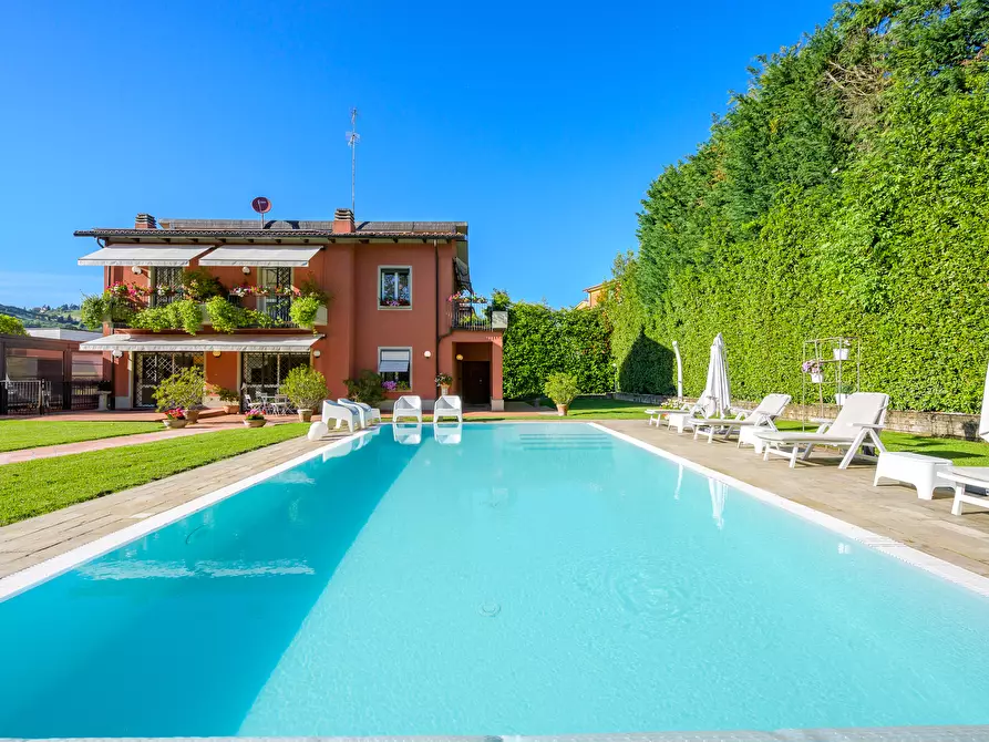 Immagine 1 di Villa in vendita  in Via Montesole 16 a Pianoro