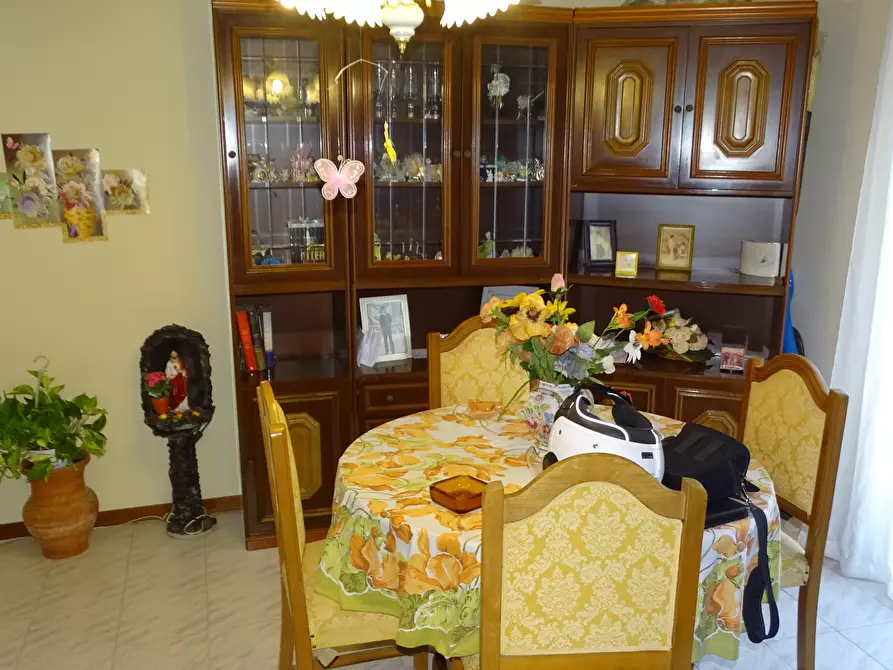 Immagine 3 di Trilocale in vendita  in Via Vincenzo Bellini 20/A a San Pietro Clarenza