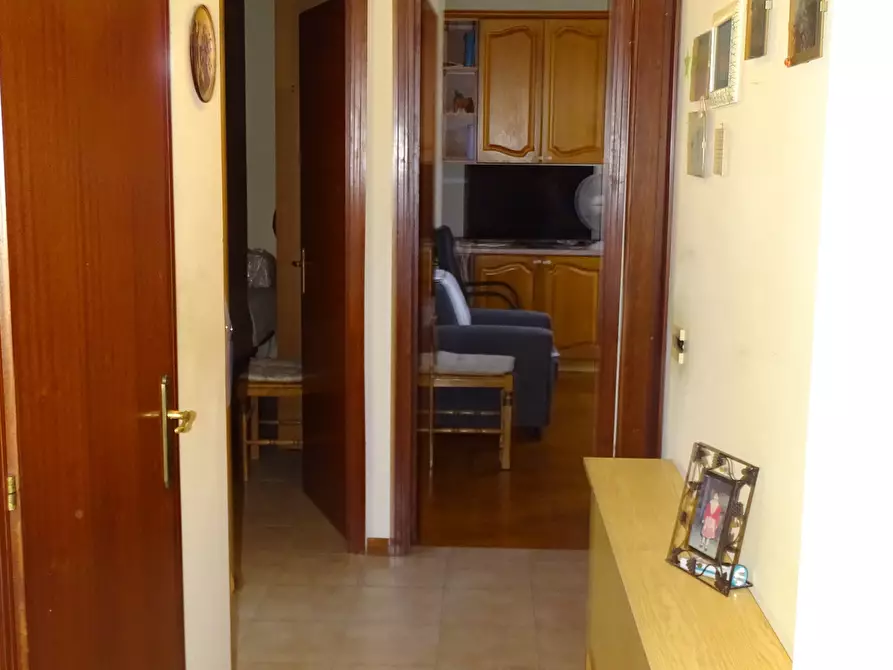 Immagine 4 di Trilocale in vendita  in Via Vincenzo Bellini 20/A a San Pietro Clarenza