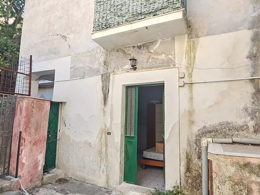 Immagine 34 di Terratetto in vendita  in Via Castromarino 66 a Catania