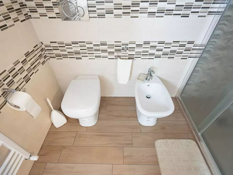 Immagine 26 di Casa bifamiliare in vendita  in Via Catanzaro 11 a San Giovanni La Punta