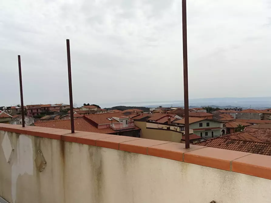 Immagine 17 di Attico in vendita  in Via Antonino Corsaro 8 a Camporotondo Etneo
