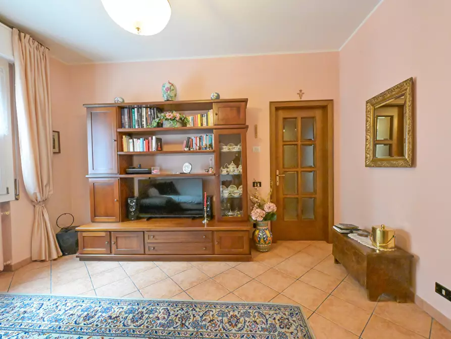 Immagine 13 di Pentalocale in vendita  in Viale Fratelli Cairoli 10 a Sassuolo