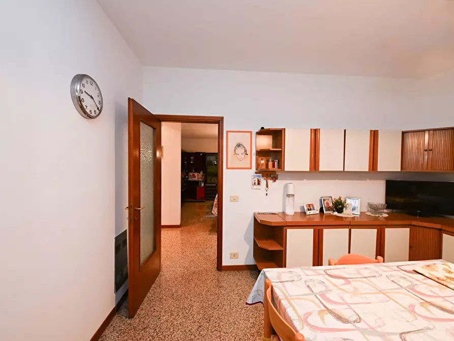 Immagine 4 di Casa trifamiliare in vendita  a Modena