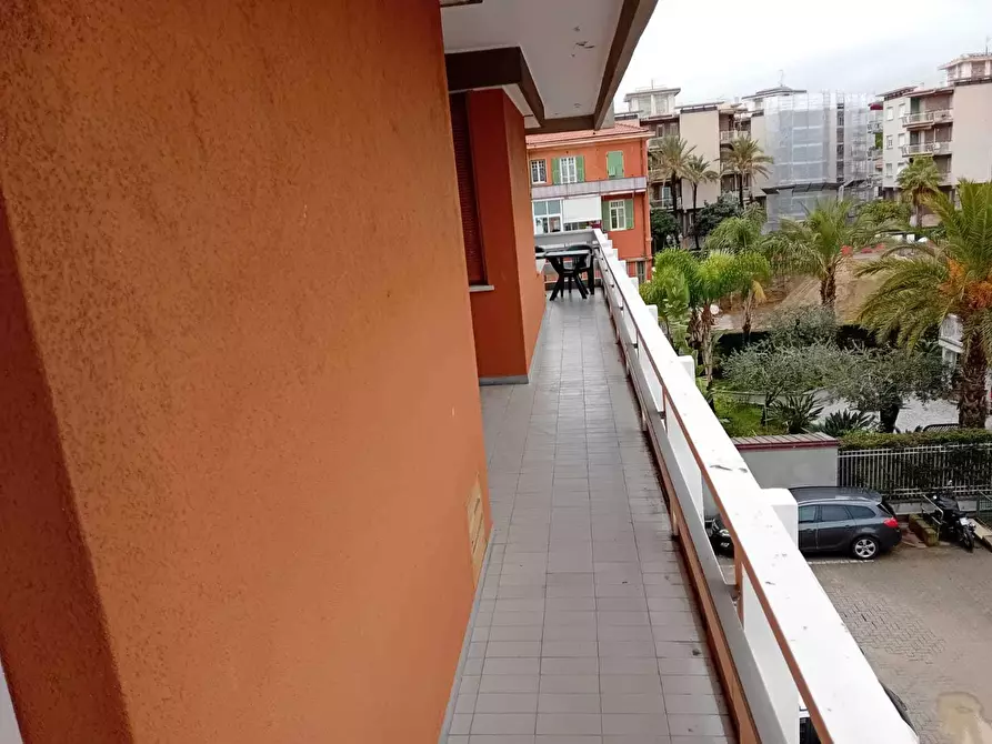 Immagine 38 di Trilocale in vendita  in Via Braie 3 a Bordighera