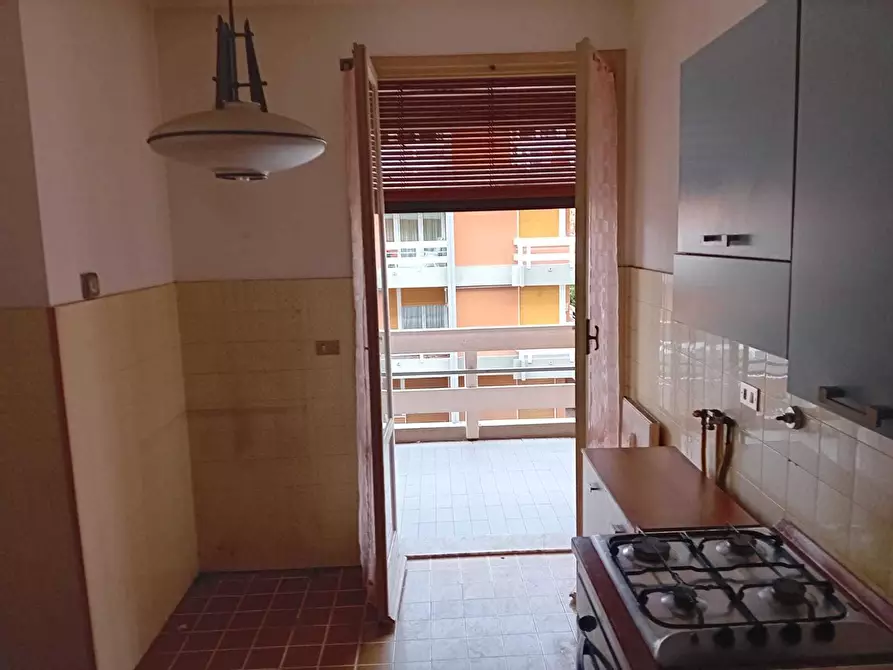 Immagine 36 di Trilocale in affitto  in Via Braie 3 a Bordighera