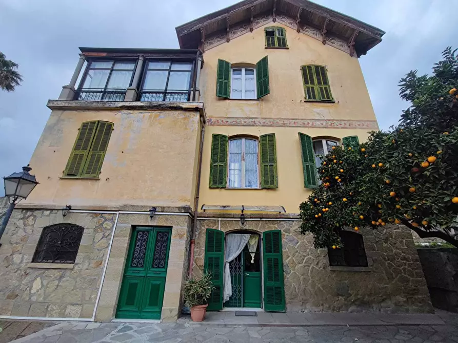 Immagine 13 di Villa in vendita  in Via Zeffiro Massa 344 a San Remo