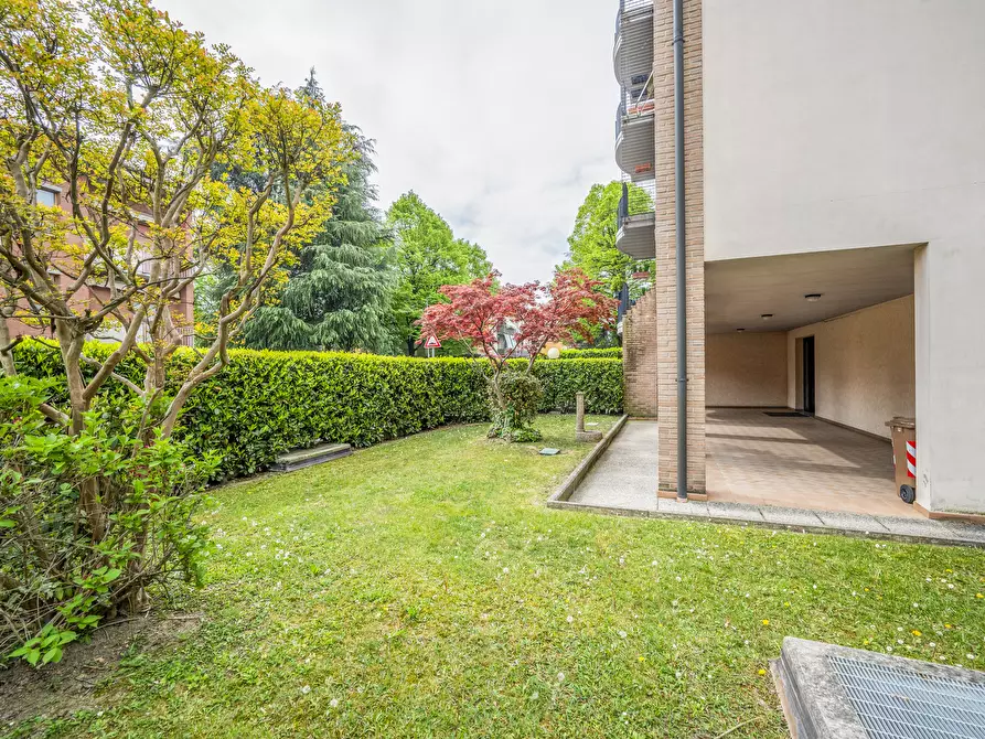 Immagine 19 di Quadrilocale in vendita  in Piazza Lubiana 4863 a Parma