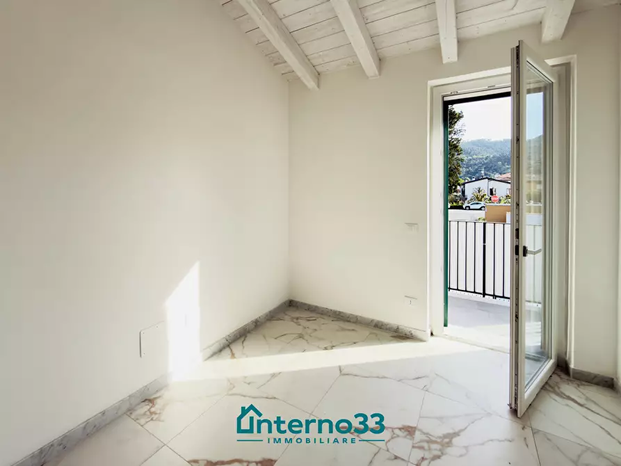 Immagine 11 di Appartamento in vendita  in Via del Botteghino 17N a Ameglia