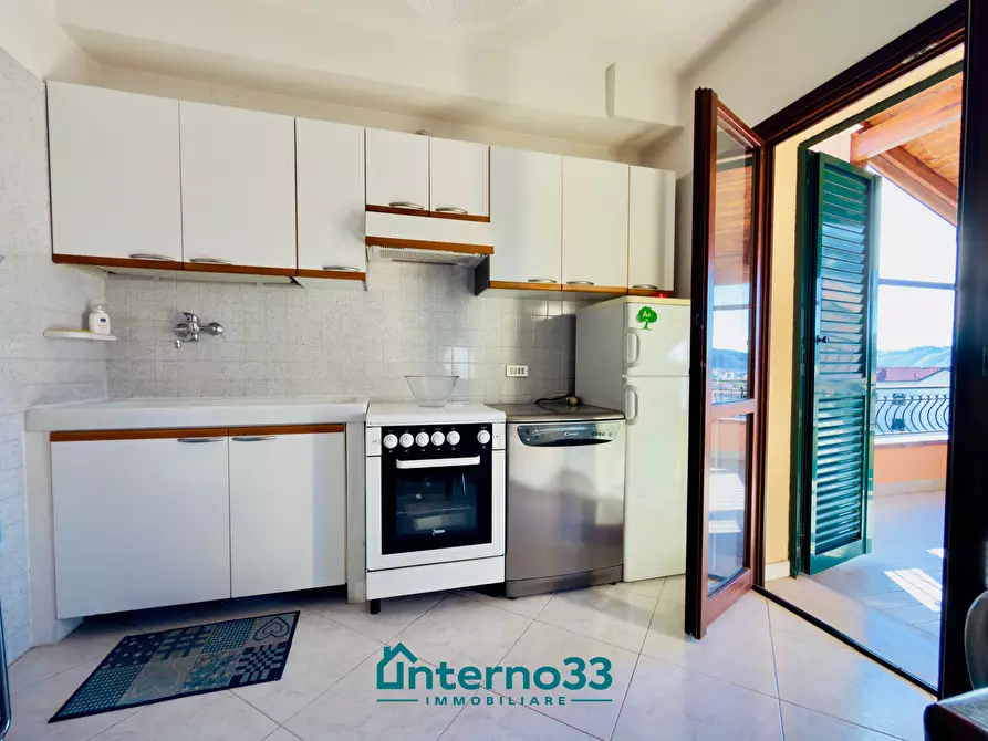 Immagine 4 di Attico in vendita  in Via Cerreti 21 a Santo Stefano Di Magra