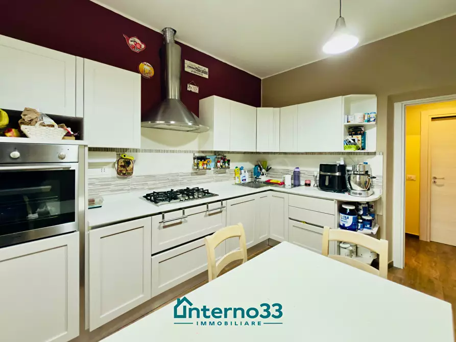 Immagine 25 di Pentalocale in vendita  in Viale Nazario Sauro 58 a La Spezia