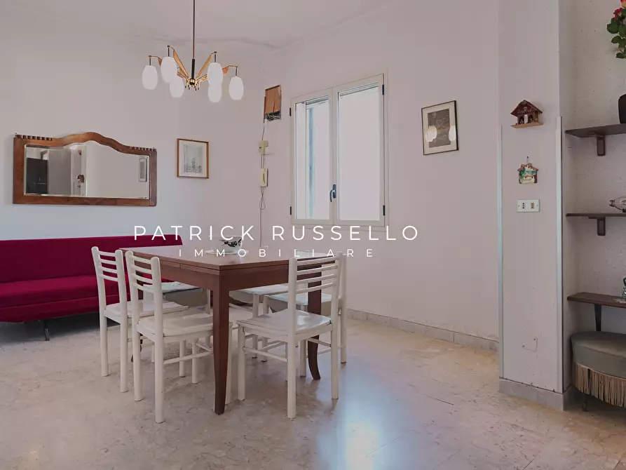 Immagine 10 di Villa in vendita  in Via dei Rovi snc a Gela