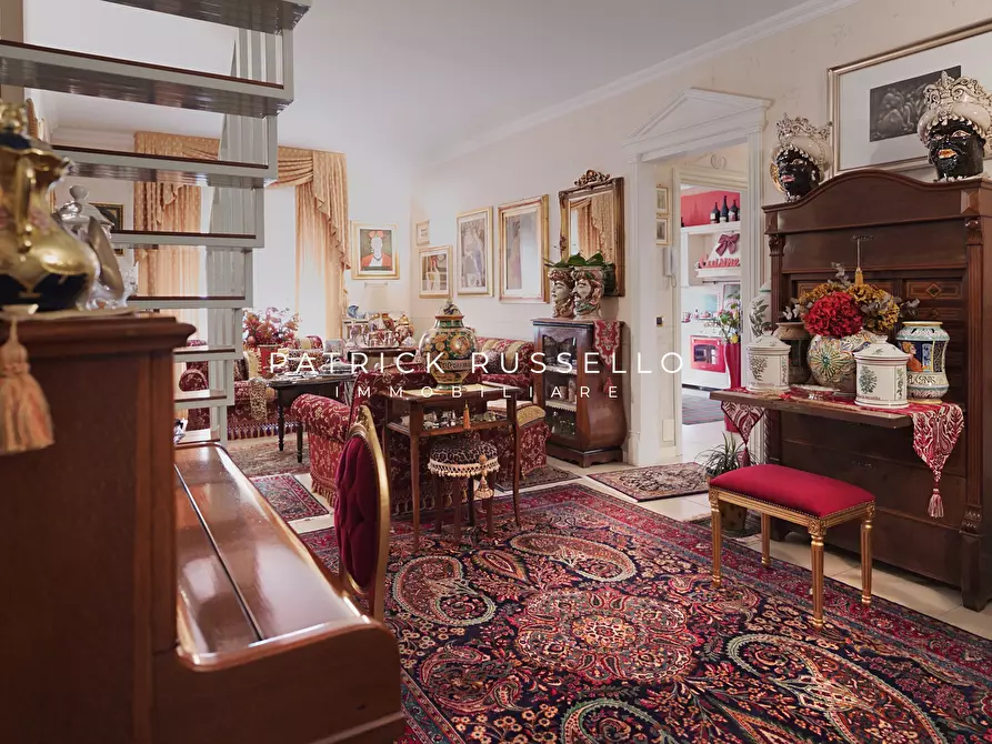 Immagine 42 di Attico in vendita  in Via Papa Pio X 19 a Gela