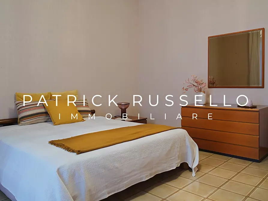 Immagine 17 di Quadrilocale in vendita  in Viale Cortemaggiore 87 a Gela