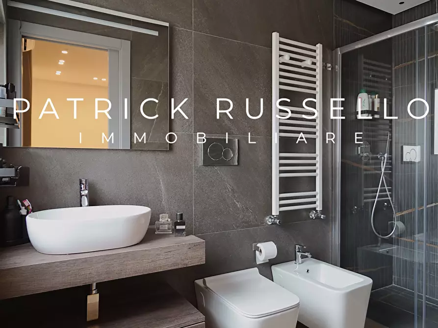 Immagine 25 di Quadrilocale in vendita  in Via Morselli 63 a Gela