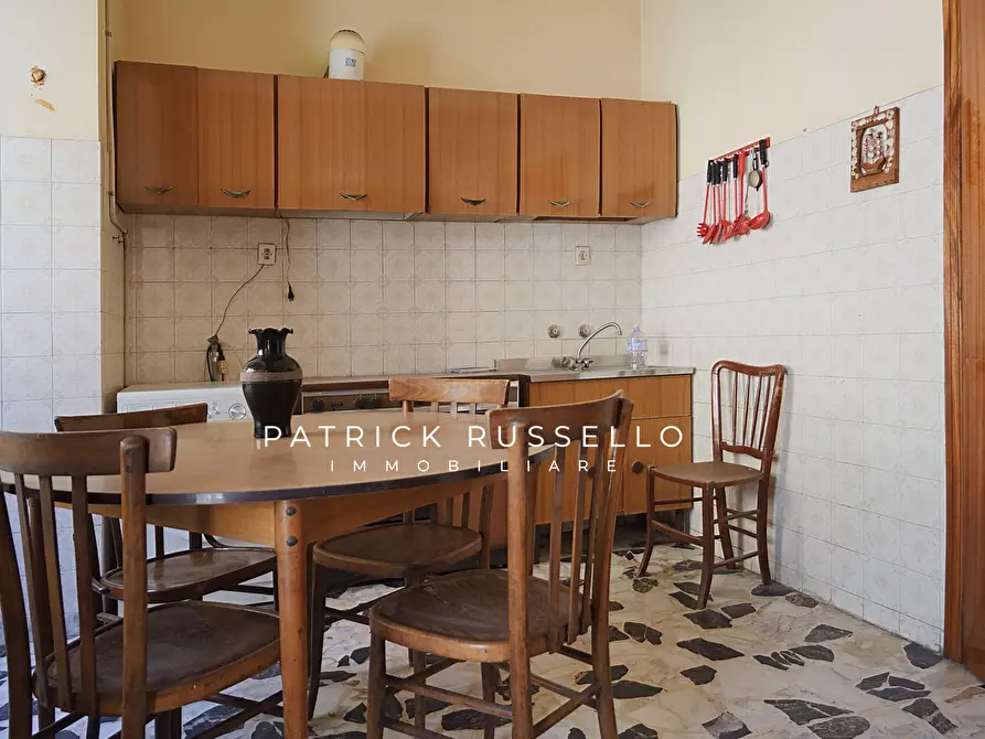 Immagine 7 di Quadrilocale in vendita  in Via Formia 40 a Gela