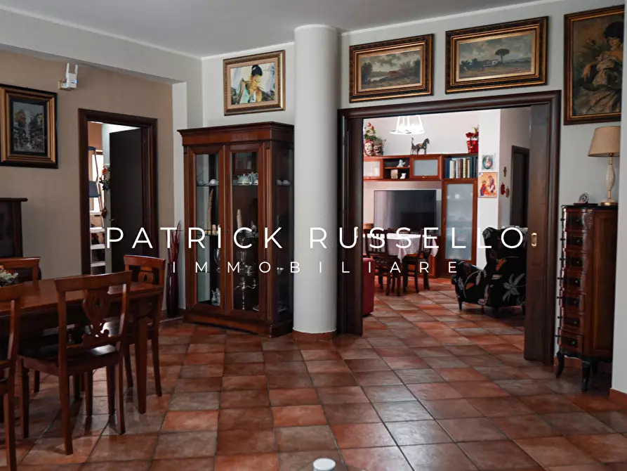 Immagine 16 di Villa in vendita  in Via Totò Principe De Curtis snc a Gela