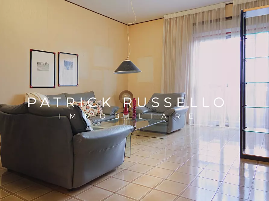 Immagine 2 di Quadrilocale in vendita  in Viale Cortemaggiore 87 a Gela