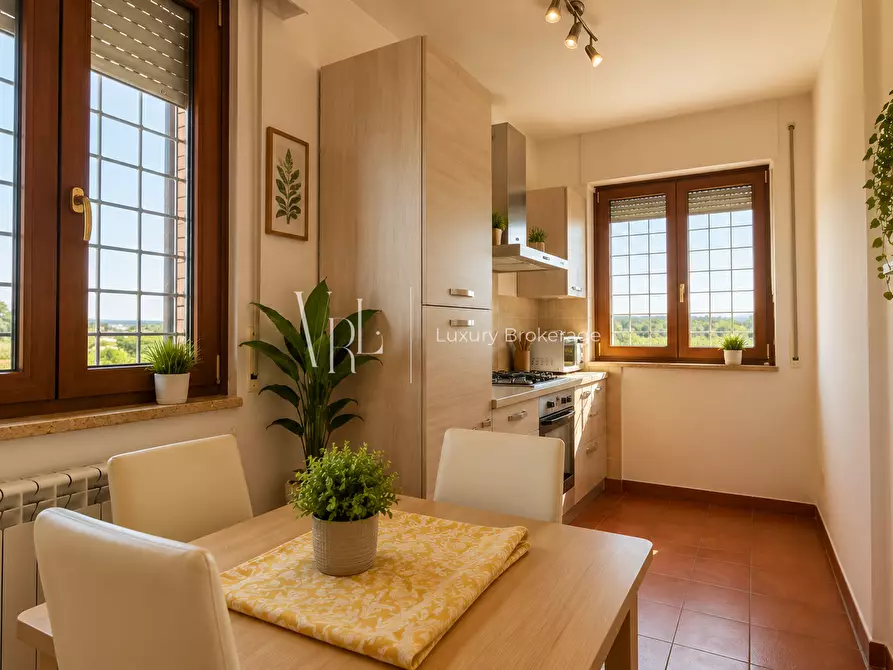 Immagine 22 di Casa indipendente in vendita  a Roma