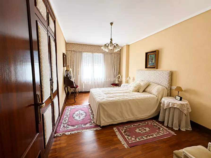 Immagine 17 di Villa in vendita  a Roma