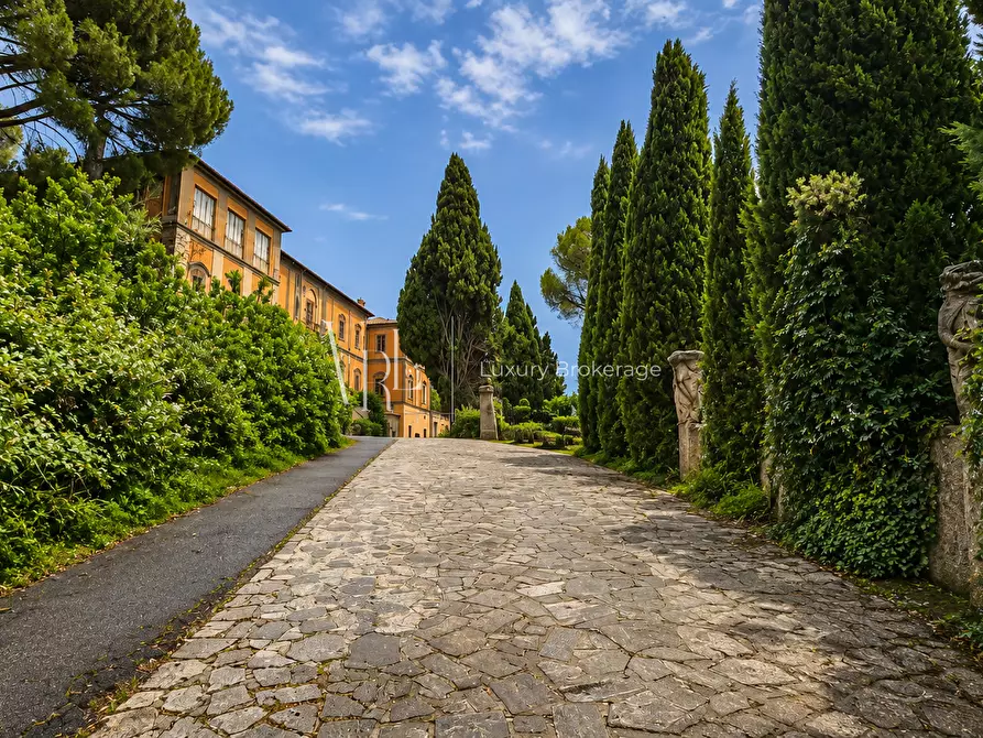 Immagine 3 di Casa bifamiliare in vendita  a Tivoli