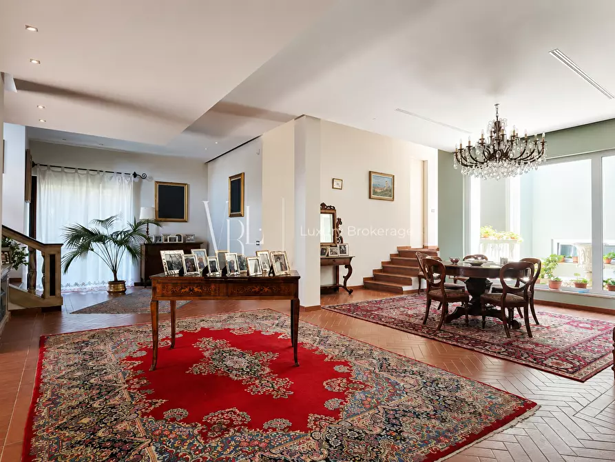 Immagine 14 di Villa in vendita  a Roma