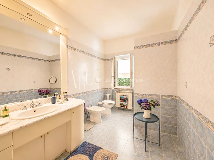 Immagine 22 di Villa in vendita  a Zagarolo