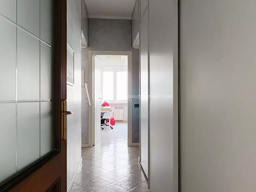 Immagine 7 di Quadrilocale in vendita  a Roma