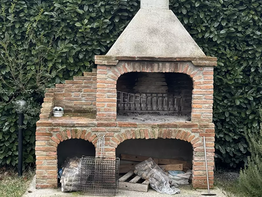 Immagine 27 di Villa in vendita  in Viale dei Mille 160 a Rovigo