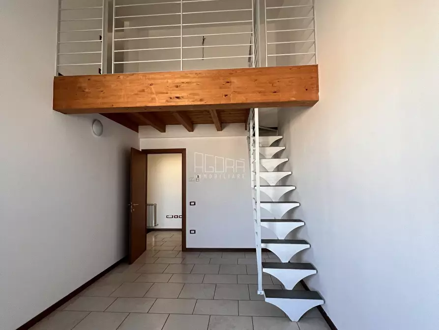 Immagine 1 di Ufficio in vendita  a Rovigo