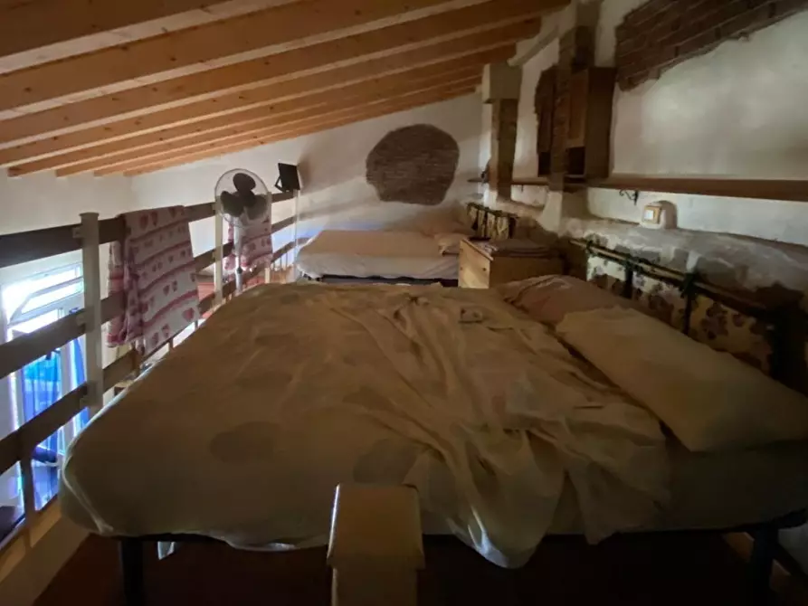 Immagine 3 di Loft/Open space in affitto  a Viareggio