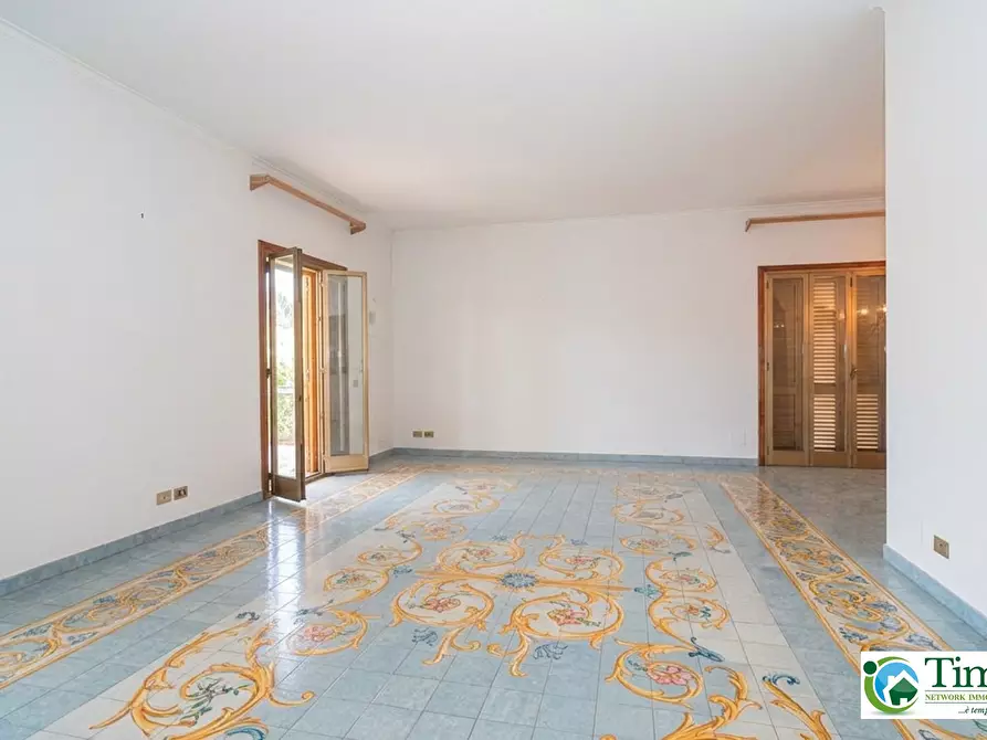 Immagine 15 di Villa in vendita  in Via Roma 29 a Sant'agata Li Battiati
