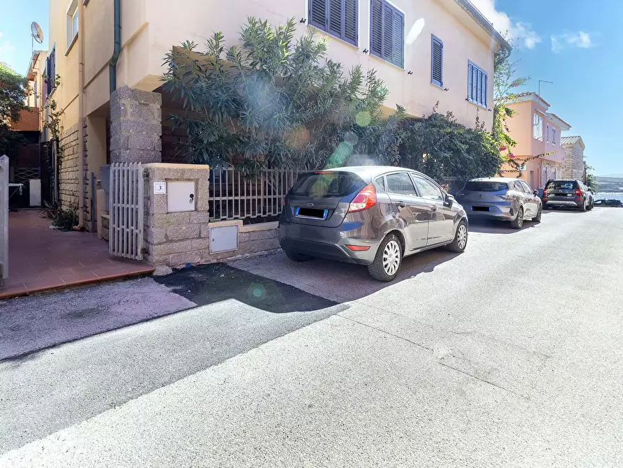 Immagine 17 di Bilocale in vendita  in Via Al Belvedere 6 a Trinità D'agultu E Vignola