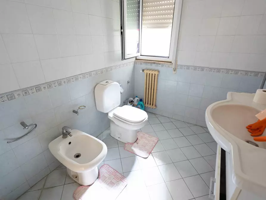 Immagine 14 di Quadrilocale in vendita  in Via Caronda 178 a Catania