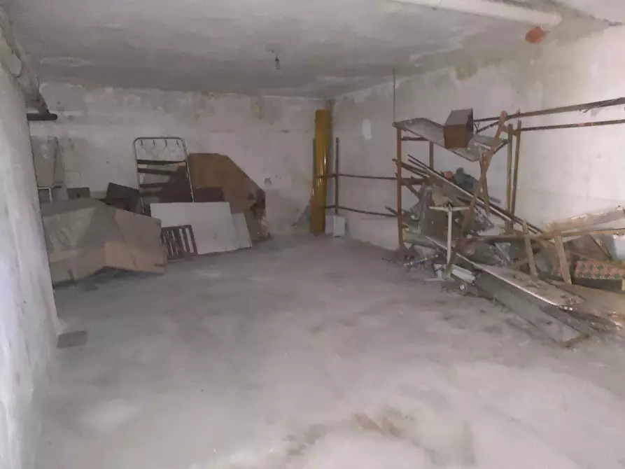Immagine 7 di Garage in vendita  in Via Ficarazzi 15 a Catania