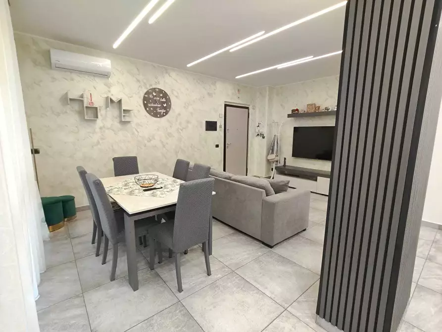 Immagine 17 di Trilocale in vendita  in Via Largo Calabria a Catania