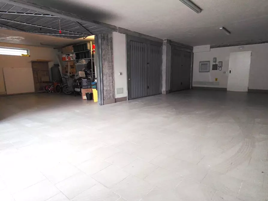 Immagine 51 di Quadrilocale in vendita  in Via Attanasio Natale 25 a Catania