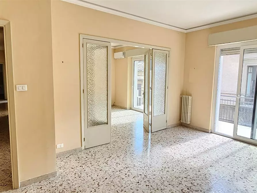 Immagine 4 di Appartamento in vendita  a Catania