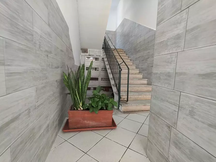 Immagine 37 di Trilocale in vendita  in Via Largo Calabria a Catania