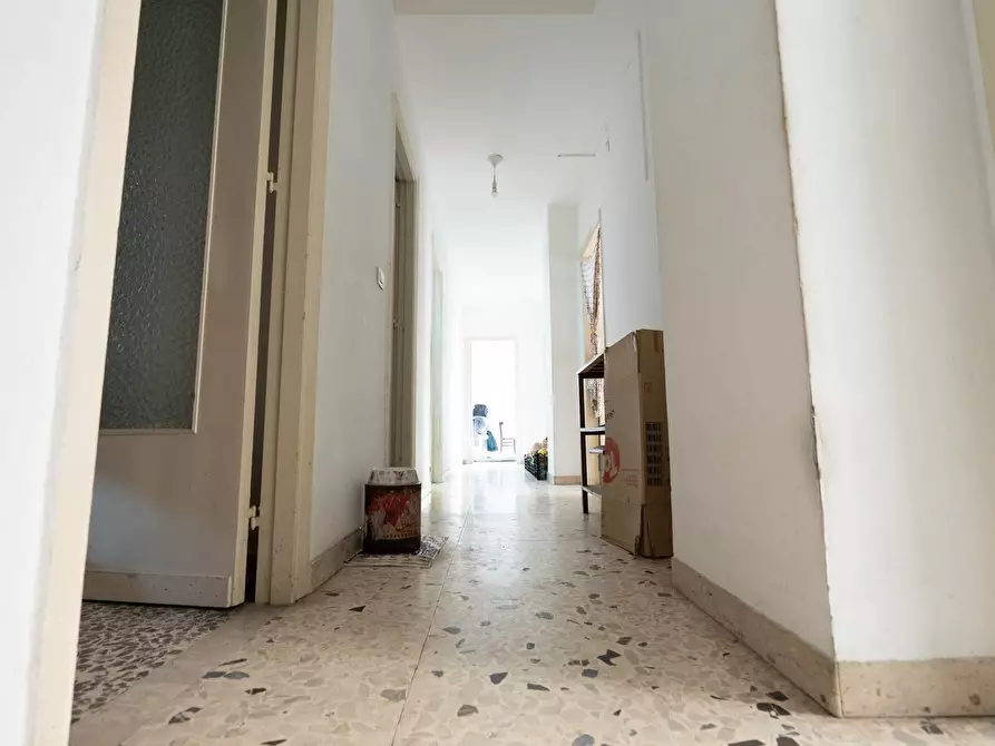 Immagine 11 di Quadrilocale in vendita  in Via Caronda 178 a Catania