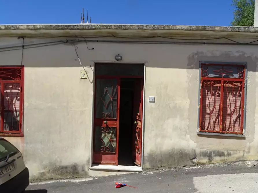 Immagine 1 di Casa indipendente in vendita  in Via delle Albicocche 17 a Catania
